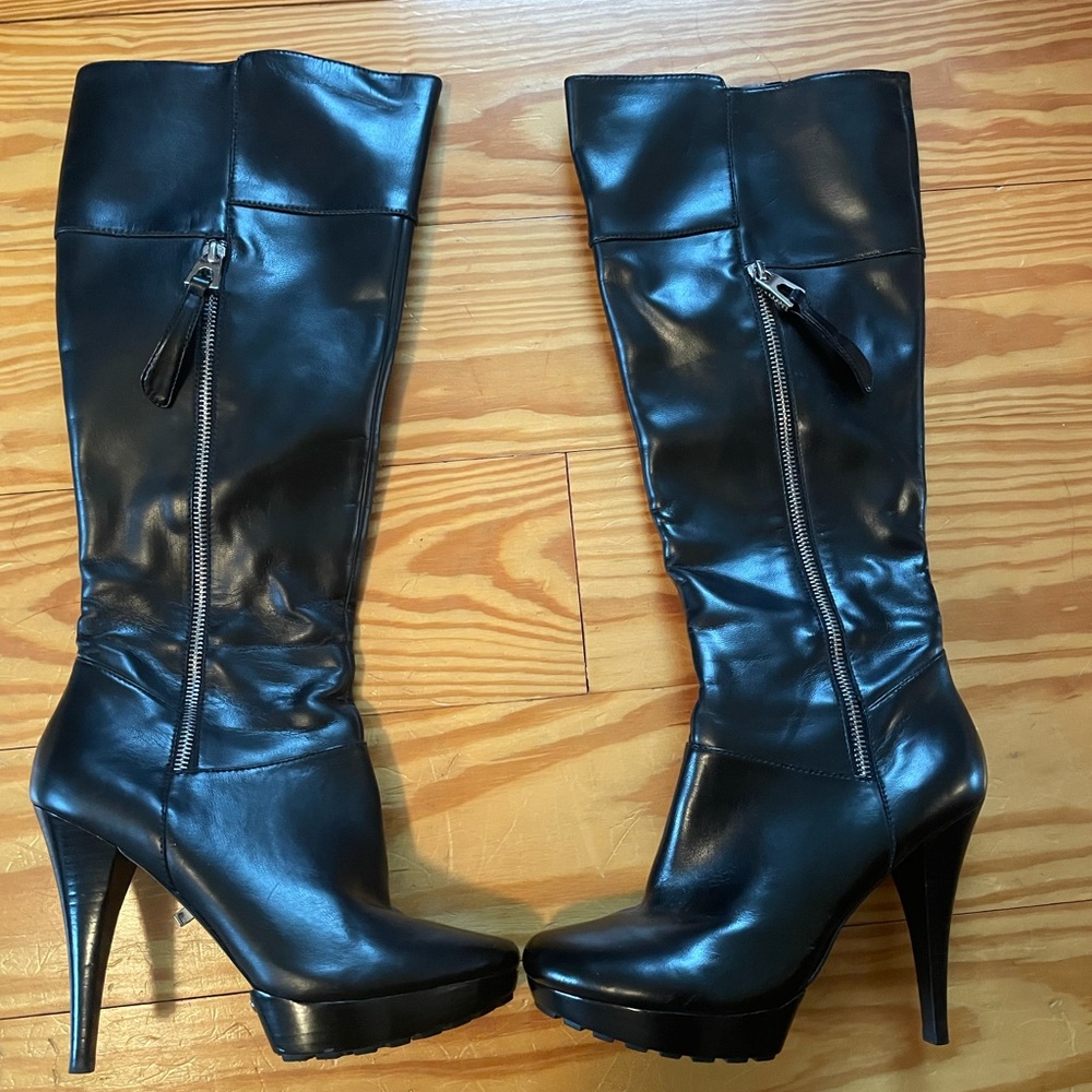 New Knee High Guess Boots